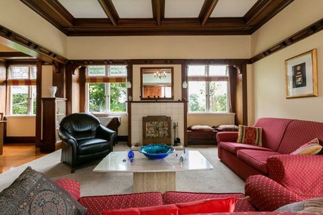 Photo of property in 38 Selwyn Road, Havelock North, 4130