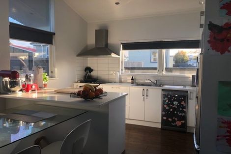 Photo of property in 94 Barrack Road, Mount Wellington, Auckland, 1060