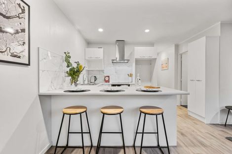 Photo of property in 2/31 Bowater Place, Manurewa, Auckland, 2102