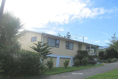 Photo of property in 68 Awatea Street, Ranui, Porirua, 5024