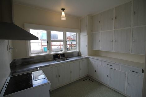 Photo of property in 40 Woodland Road, Johnsonville, Wellington, 6037