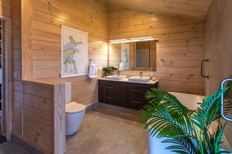 Photo of property in 97 Orchard Road, Hahei, Whitianga, 3591