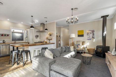 Photo of property in 56 Bowhill Road, New Brighton, Christchurch, 8083