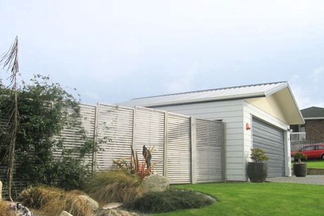 Photo of property in 9a Lemonwood Grove, Maungaraki, Lower Hutt, 5010