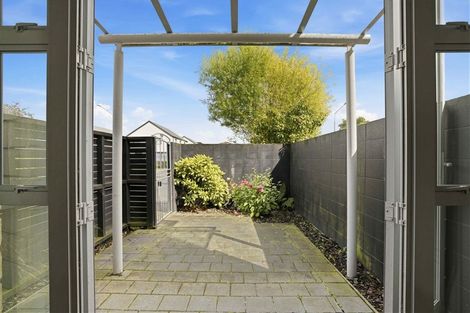 Photo of property in 90a Mandeville Street, Riccarton, Christchurch, 8011