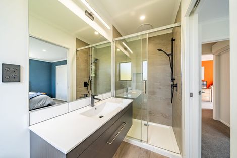 Photo of property in 7 Margaret Mahy Drive, Blue Mountains, Upper Hutt, 5371