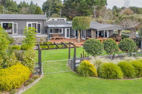 Photo of property in 12 Denton Road, Levin, 5571