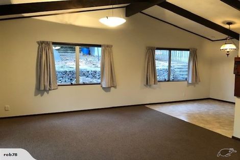 Photo of property in 76 Resolution Road, Welcome Bay, Tauranga, 3112