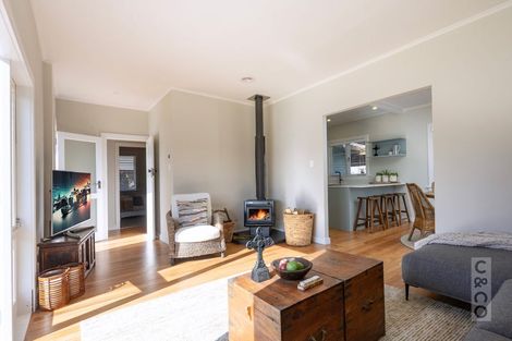 Photo of property in 29 Cambridge Road, Riverhead, 0820