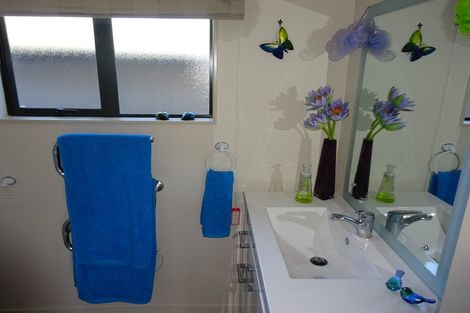 Photo of property in 11 Te Awa Street, Foxton Beach, Foxton, 4815