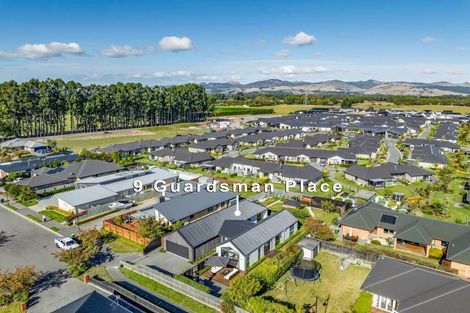 Photo of property in 9 Guardsman Place, Prebbleton, 7604