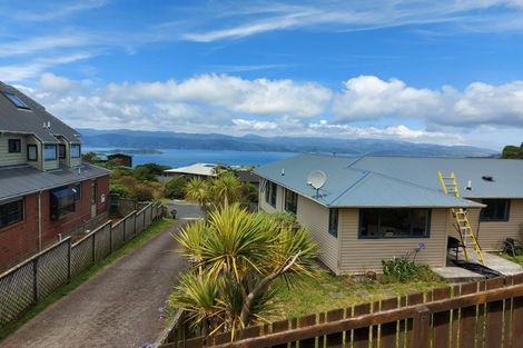 Photo of property in 23 Gurkha Crescent, Khandallah, Wellington, 6035