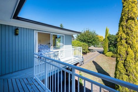 Photo of property in 25 Kinloch Road, Kinloch, Taupo, 3377