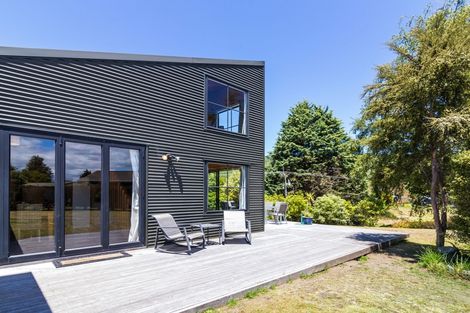 Photo of property in 18 Susan Lane, Kinloch, Taupo, 3377