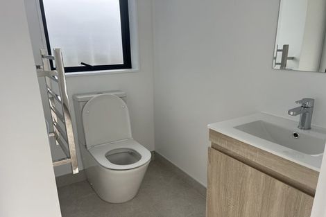 Photo of property in 2 Northgrove Avenue, Hillcrest, Auckland, 0627