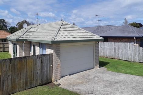 Photo of property in 44 Kayes Road, Pukekohe, 2120