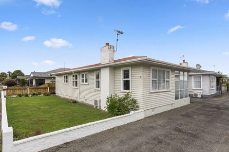 Photo of property in 47 Bath Street, Levin, 5510