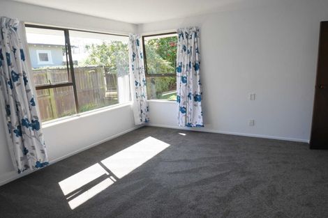 Photo of property in 2/181 Wairakei Road, Bryndwr, Christchurch, 8053