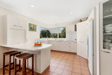 Photo of property in 69 Guildford Drive, Paraparaumu, 5032