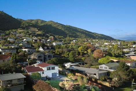 Photo of property in 39 Huia Street, Waikanae, 5036