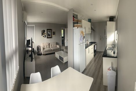 Photo of property in 43 Othello Drive, Clover Park, Auckland, 2023