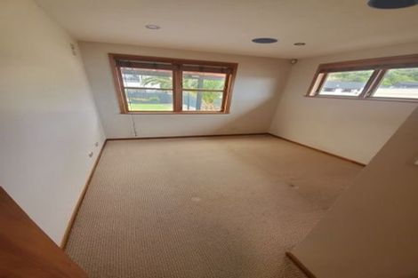 Photo of property in 122 Mana Esplanade, Paremata, Porirua, 5026