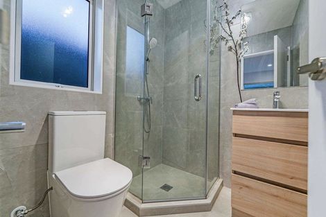 Photo of property in 61c Settlement Road, Papakura, 2110