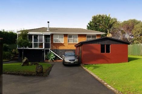 Photo of property in 15 Ashcroft Avenue, Mangere Bridge, Auckland, 2022
