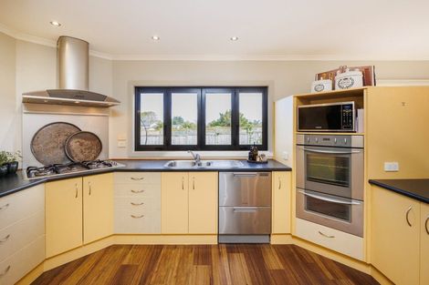 Photo of property in 22 Ursula Drive, Feilding, 4702