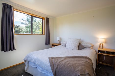 Photo of property in 4 Pisa Moorings Road, Mount Pisa, Cromwell, 9383