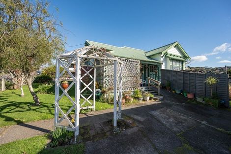 Photo of property in 170 Kawai Street South, Nelson South, Nelson, 7010