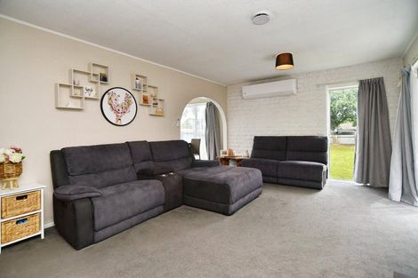 Photo of property in 77 Charles Street, Rangiora, 7400