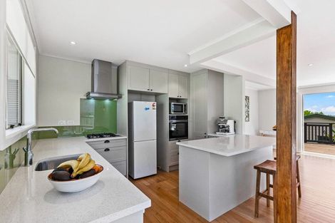 Photo of property in 185 Waimumu Road, Massey, Auckland, 0614