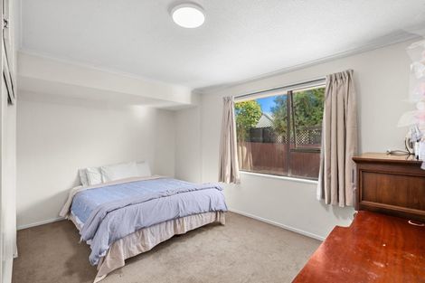 Photo of property in 31 Montclare Avenue, Ilam, Christchurch, 8041
