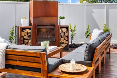 Photo of property in 13 Auckland Road, Greenmeadows, Napier, 4112