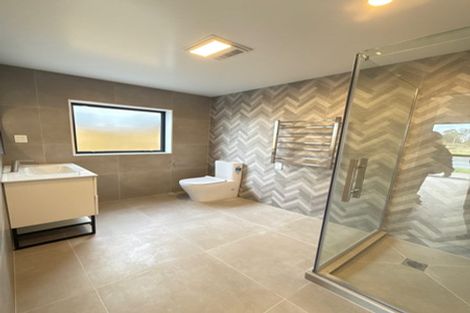 Photo of property in 71 Tributary Parade, Karaka, Papakura, 2113