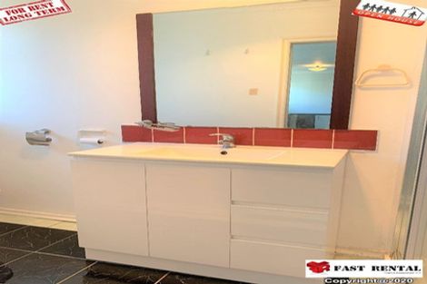 Photo of property in 2/1a Becroft Drive, Forrest Hill, Auckland, 0620