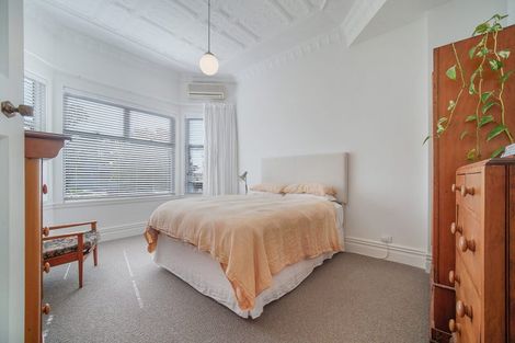 Photo of property in 35 Richmond Avenue, Northcote Point, Auckland, 0627