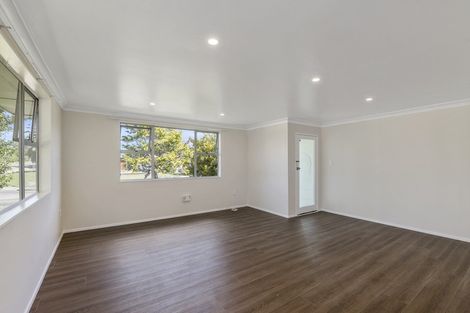 Photo of property in 75 Meadowvale Drive, Levin, 5510