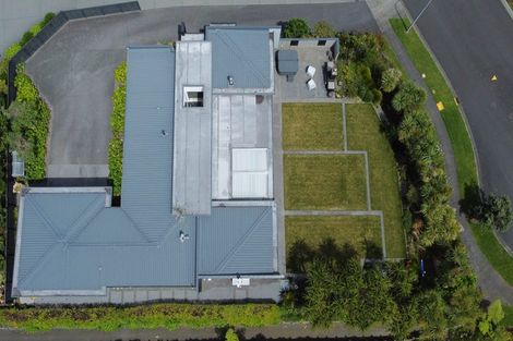 Photo of property in 12 Sampson Avenue, Waiwhakaiho, New Plymouth, 4312