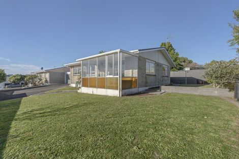 Photo of property in 27a Norwich Avenue, Spotswood, New Plymouth, 4310