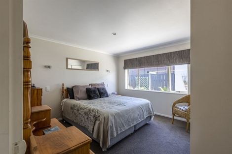 Photo of property in 10 Warwick Street, Feilding, 4702