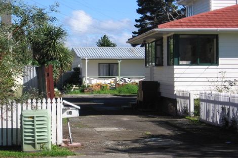 Photo of property in 1/7 Millen Avenue, Pakuranga, Auckland, 2010