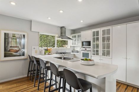 Photo of property in 2/7 Westwell Road, Belmont, Auckland, 0622