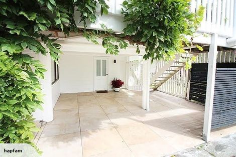 Photo of property in 1/49 Brigantine Drive, Beach Haven, Auckland, 0626