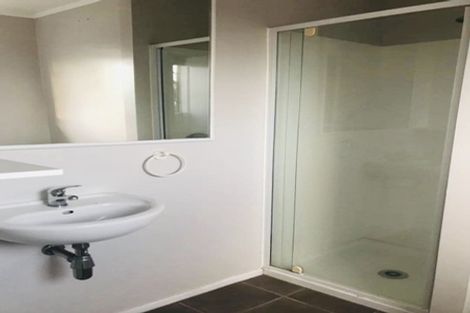 Photo of property in 93 Stapleford Crescent, Browns Bay, Auckland, 0630