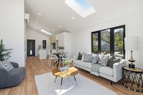 Photo of property in 27 Westhaven Drive, Tawa, Wellington, 5028
