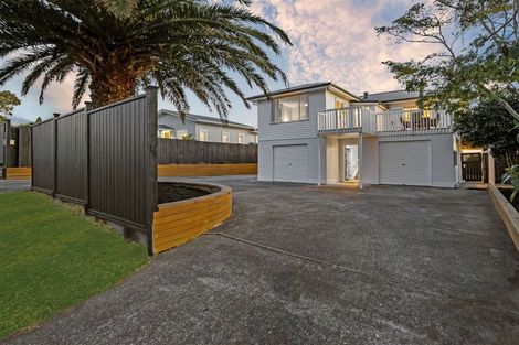 Photo of property in 128 Rangatira Road, Beach Haven, Auckland, 0626