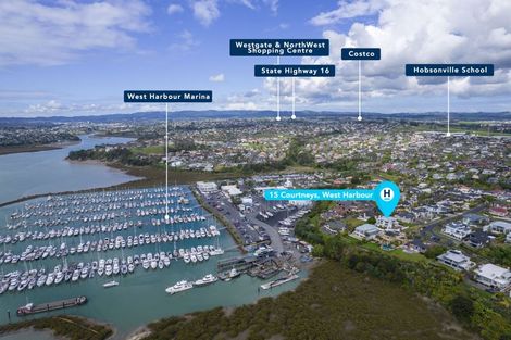 Photo of property in 15 Courtneys, West Harbour, Auckland, 0618