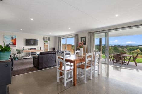 Photo of property in 12 Barron Way, Ohauiti, Tauranga, 3112